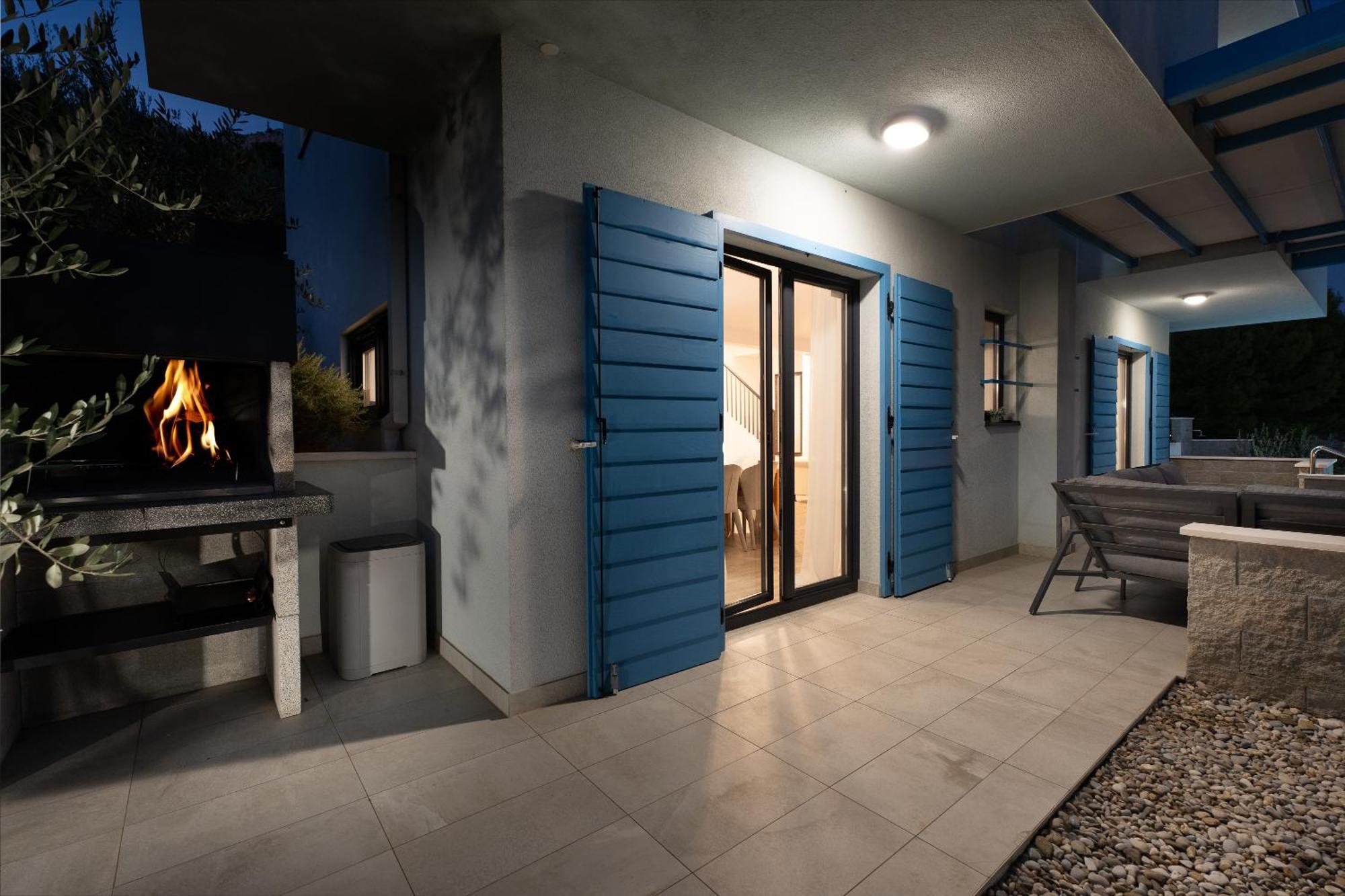 Villa Allegra With 32Msq Heated Pool, 300M Far From Sandy Beaches, Open Sea View Omiš Esterno foto